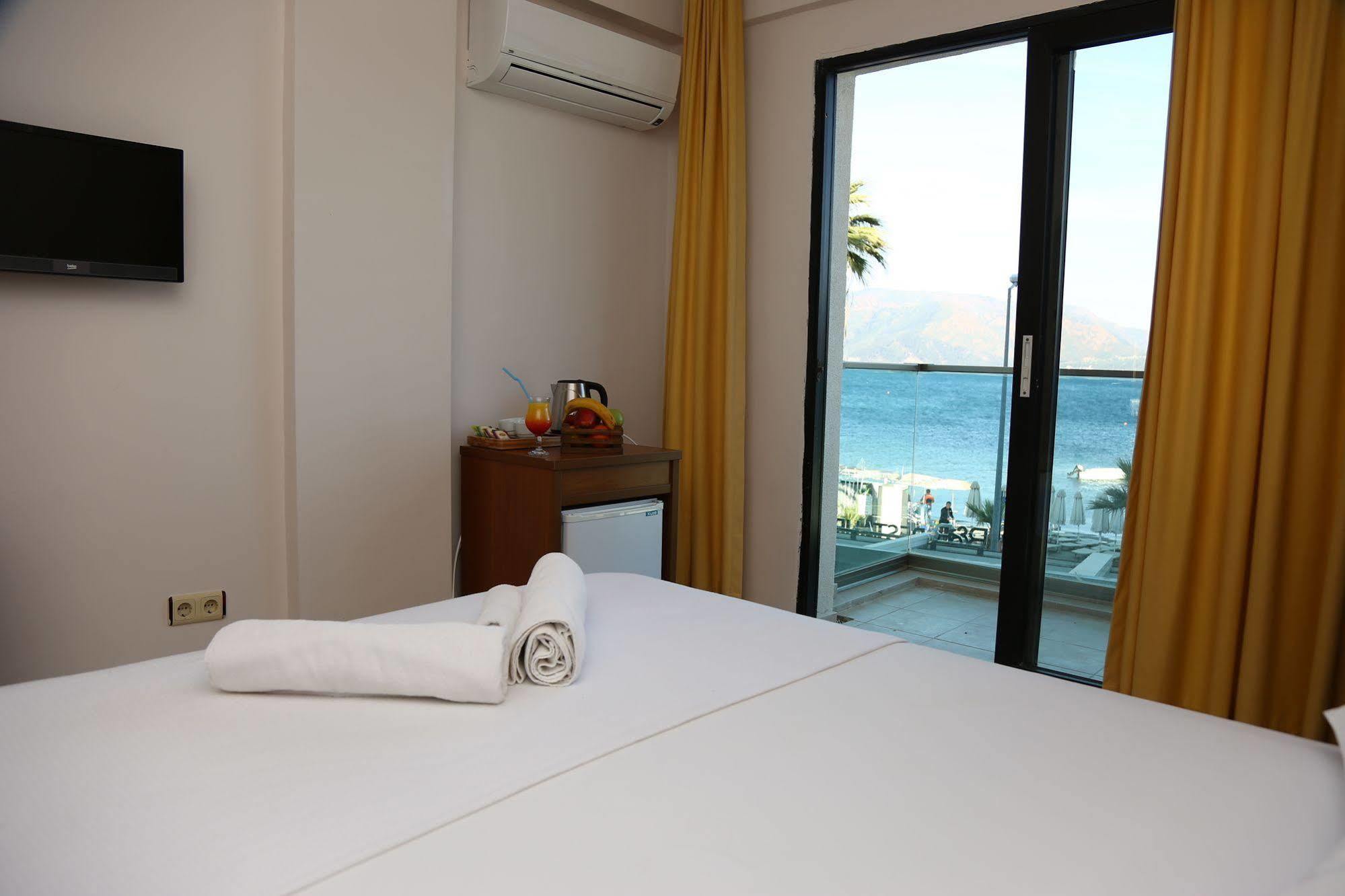 บีแอนด์บี ยุซบาซี บีช Hotel มาร์มาริส ภายนอก รูปภาพ
